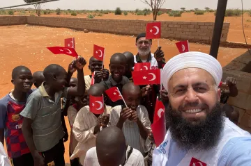  Afrika Hafız Sponsorluğu