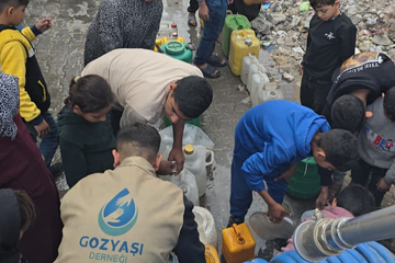 Gazze'de 312.Tanker su dağıtımı gerçekleştirildi.